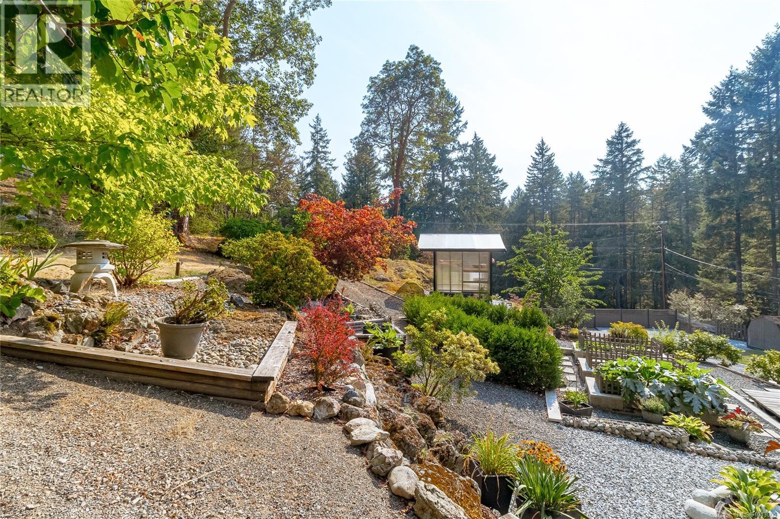2411 Renfrew Rd, Shawnigan Lake