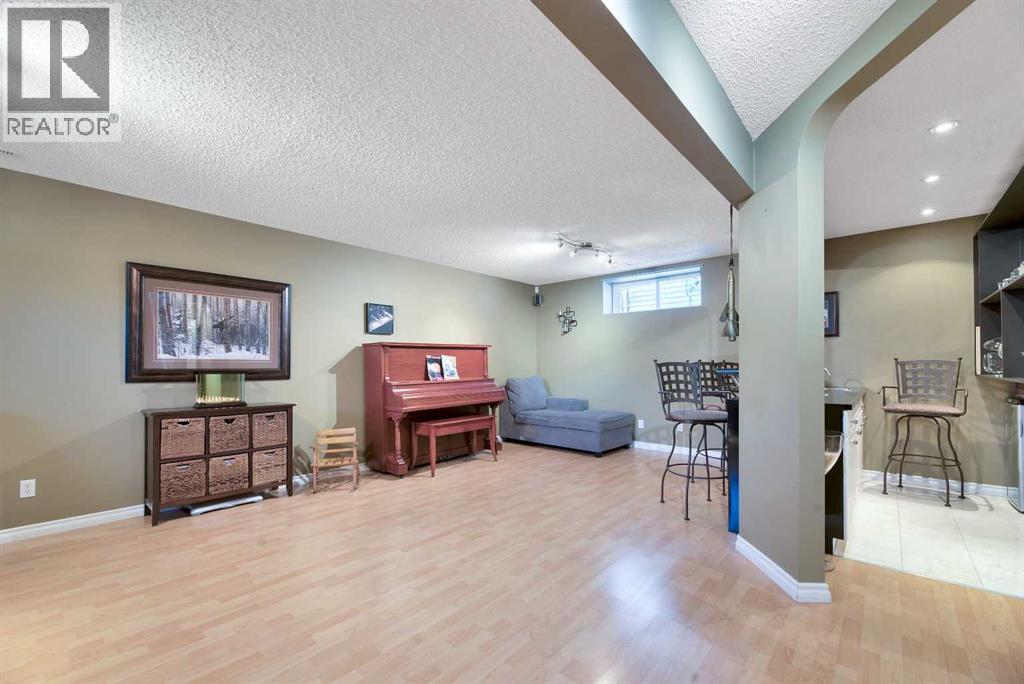 Photo 31 of 266 Rockborough Green Nw, Calgary AB