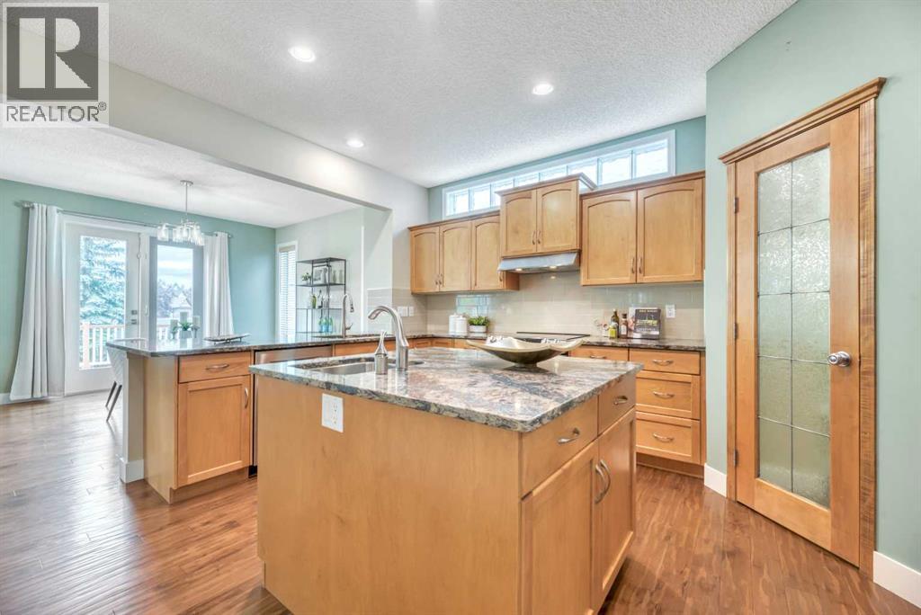 Photo 16 of 266 Rockborough Green Nw, Calgary AB