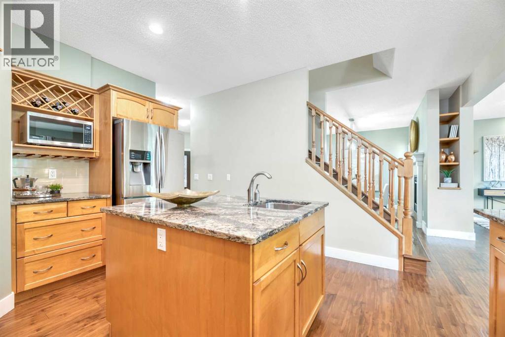 Photo 17 of 266 Rockborough Green Nw, Calgary AB