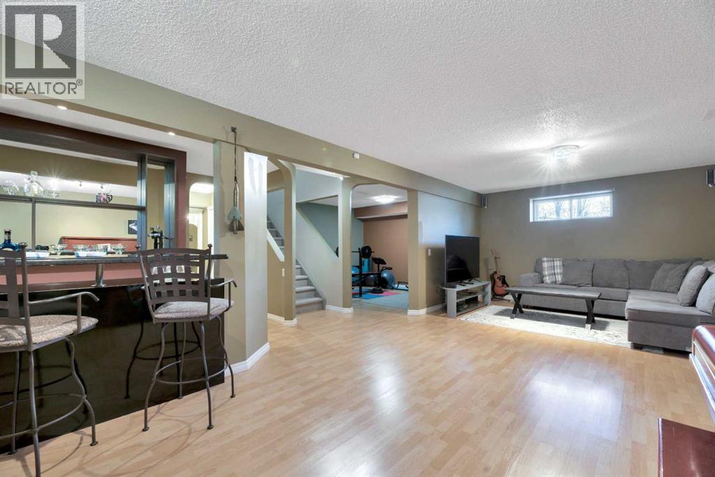 Photo 32 of 266 Rockborough Green Nw, Calgary AB