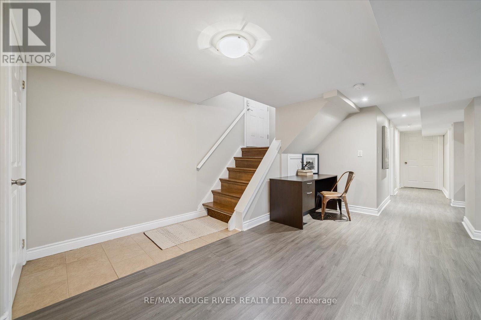 Photo 26 of 630 Athol Street E, Oshawa ON