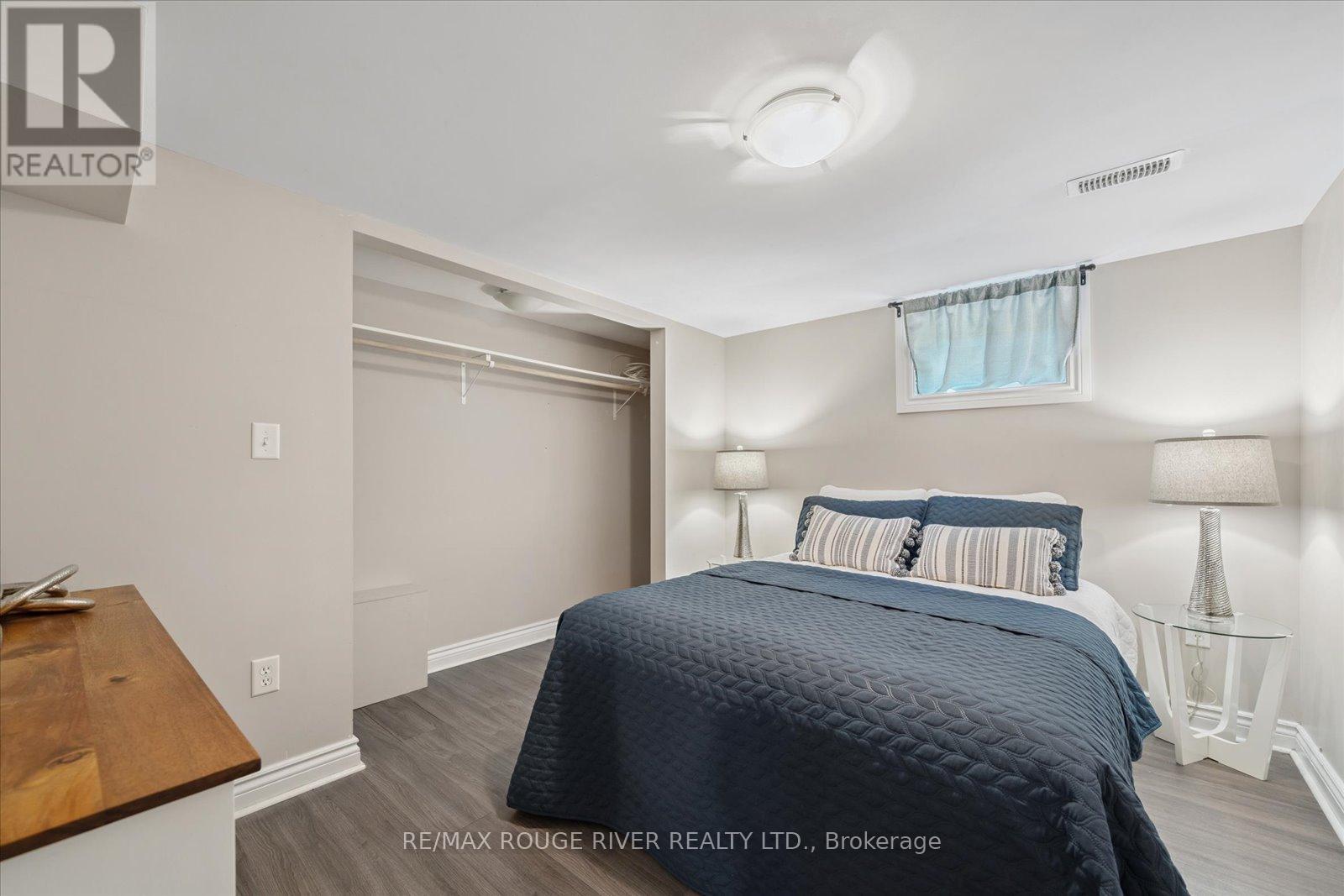 Photo 35 of 630 Athol Street E, Oshawa ON