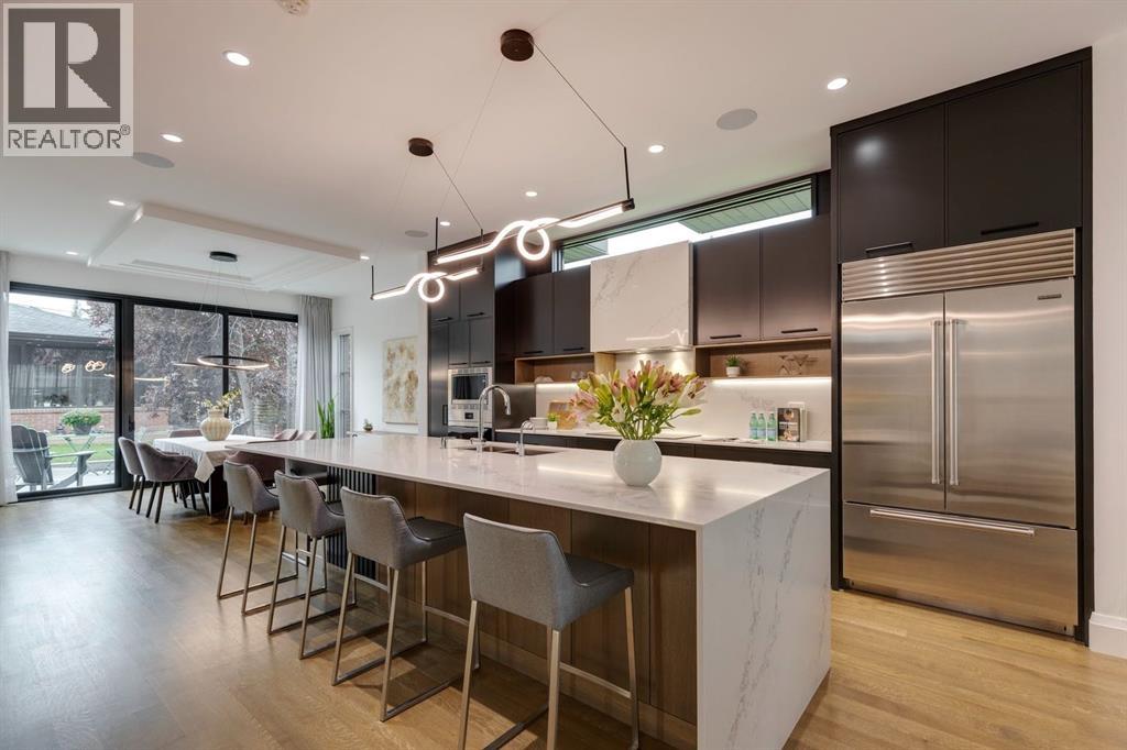 Photo 10 of 2207 29 Avenue Sw, Calgary AB