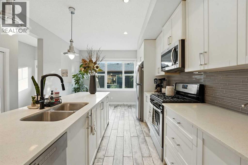 Photo 10 of 1318 Legacy Circle Se, Calgary AB