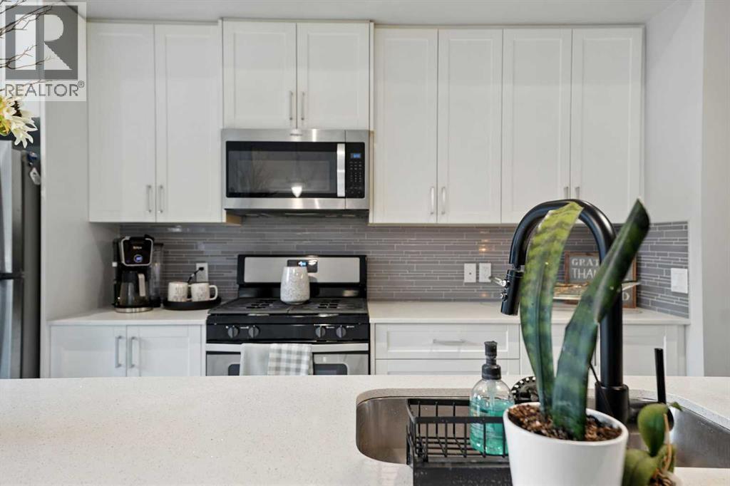 Photo 16 of 1318 Legacy Circle Se, Calgary AB