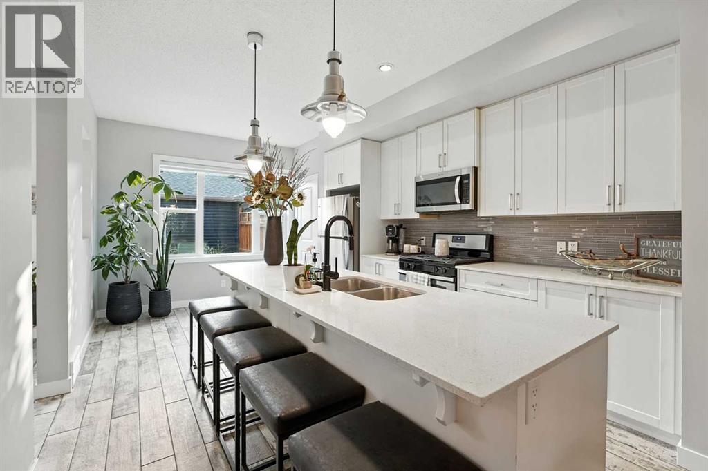 Photo 9 of 1318 Legacy Circle Se, Calgary AB
