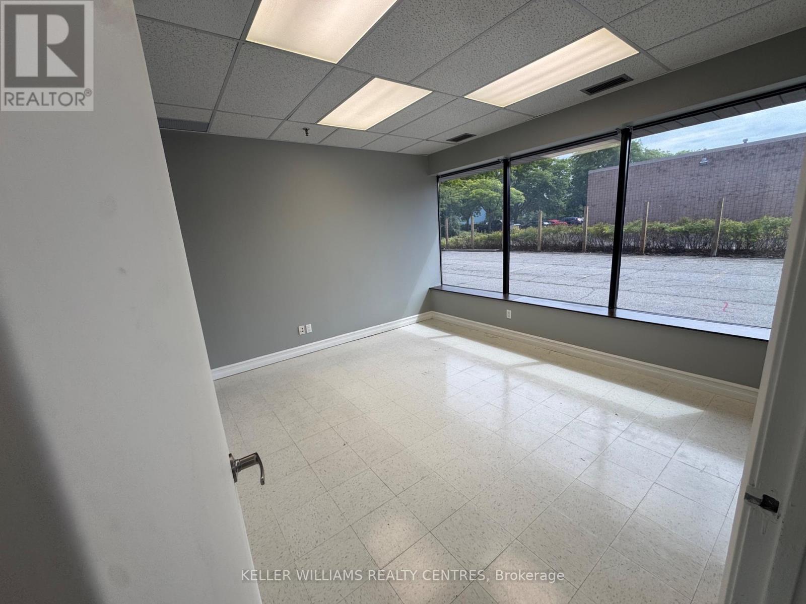 Photo 4 of Unit 19 570 Hood Road, Markham ON