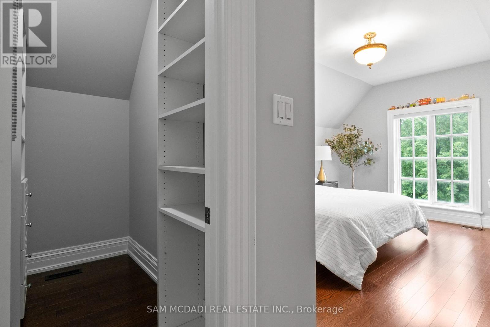 Photo 37 of 2173 Shawanaga Trail, Mississauga ON