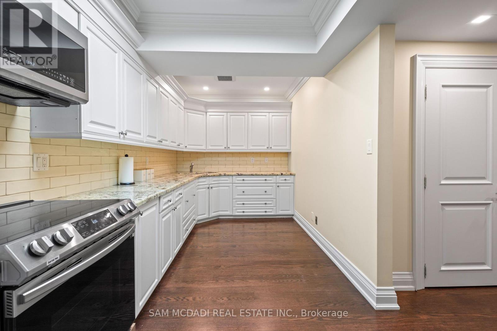 Photo 41 of 2173 Shawanaga Trail, Mississauga ON