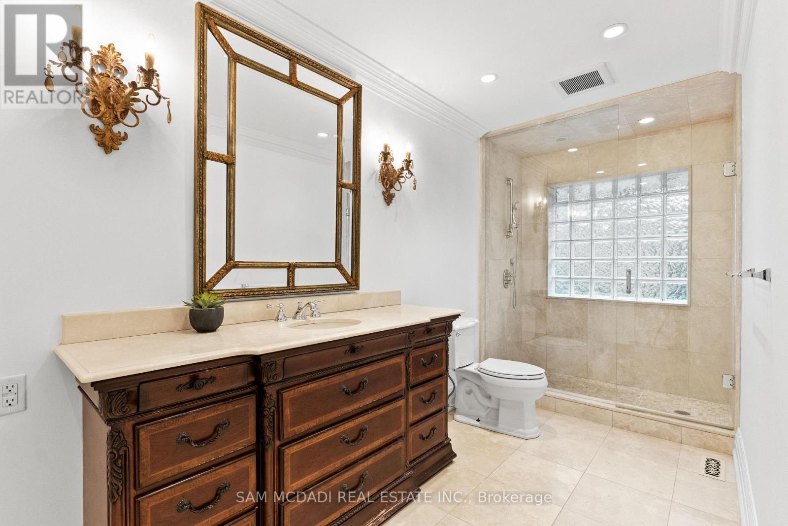 Photo 32 of 2173 Shawanaga Trail, Mississauga ON
