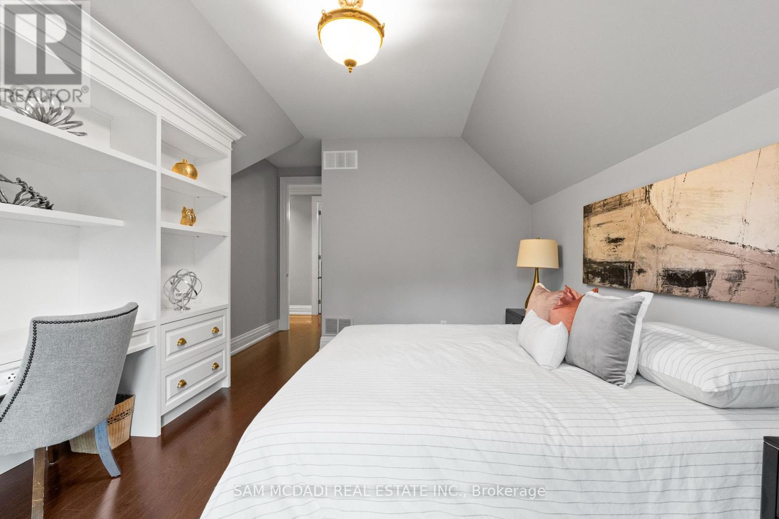 Photo 36 of 2173 Shawanaga Trail, Mississauga ON