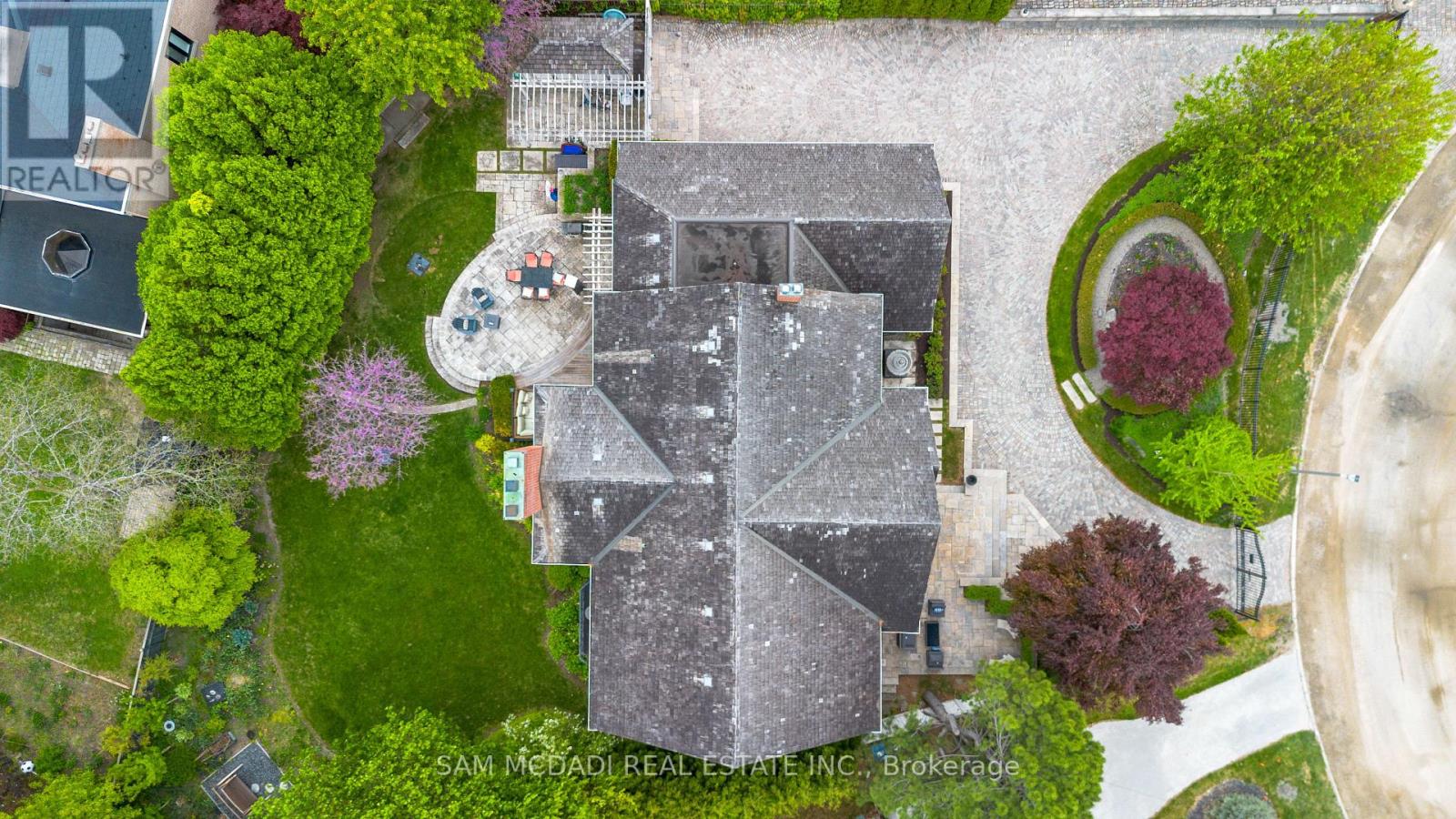 Photo 50 of 2173 Shawanaga Trail, Mississauga ON