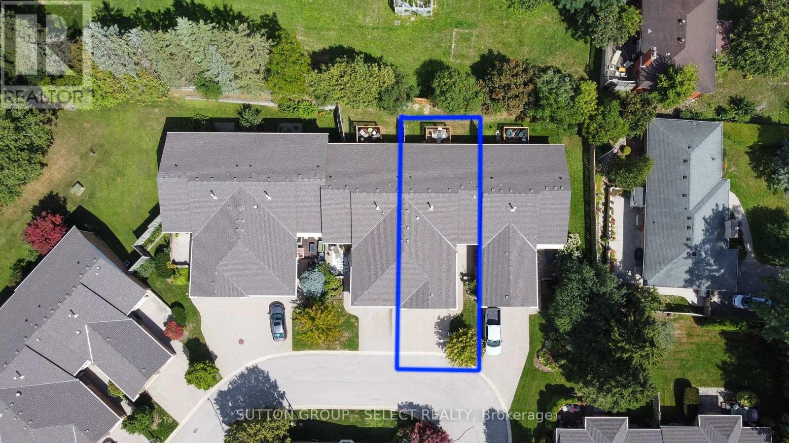 Photo 2 of 4 445 Riverside Drive, London North ON