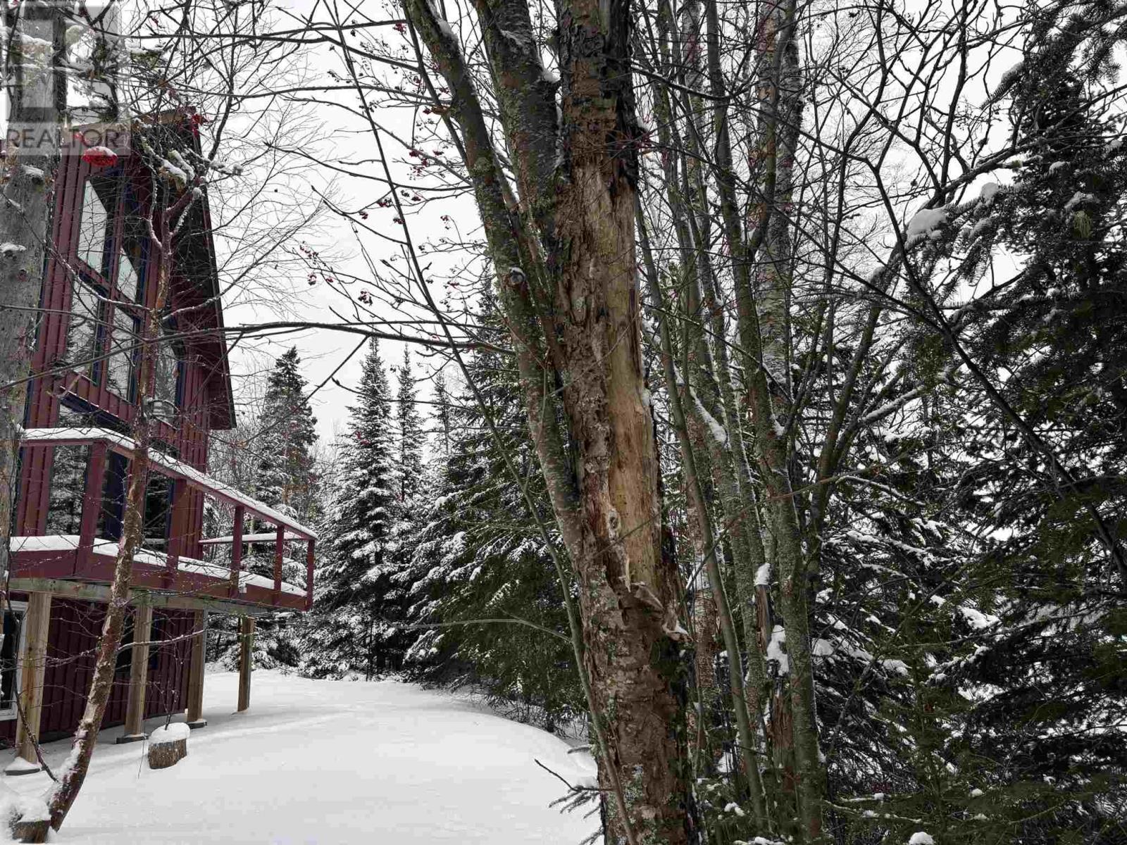 Photo 32 of 309 Cedar Ln, Rossport ON