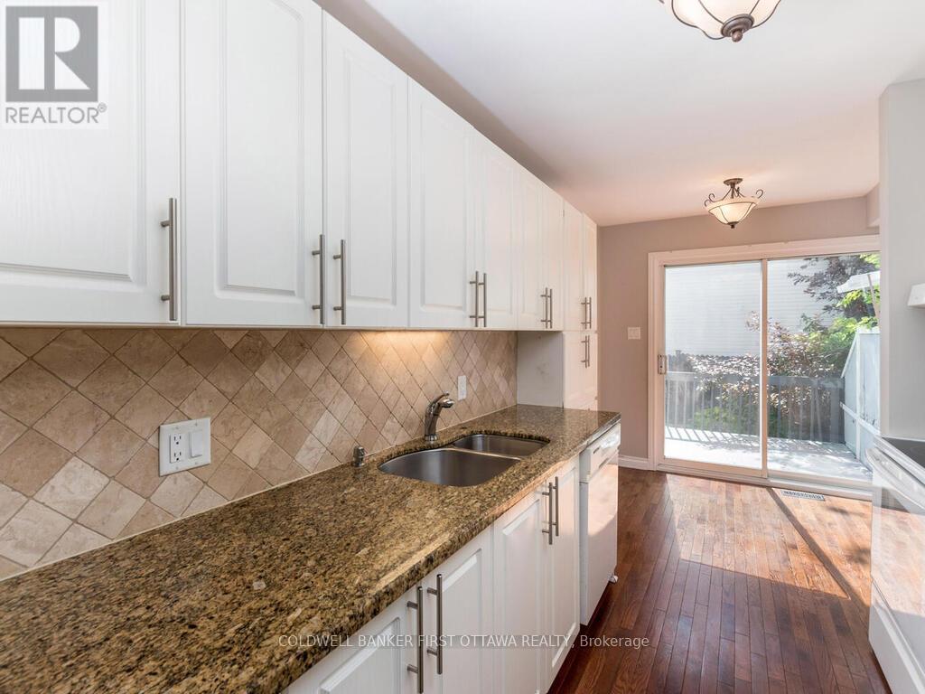 Photo 16 of 6101 Arbourwood Drive, Ottawa ON