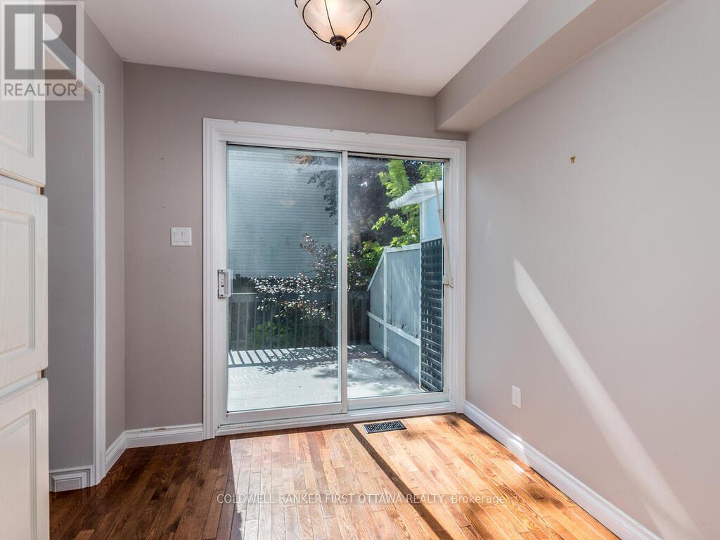 Photo 17 of 6101 Arbourwood Drive, Ottawa ON