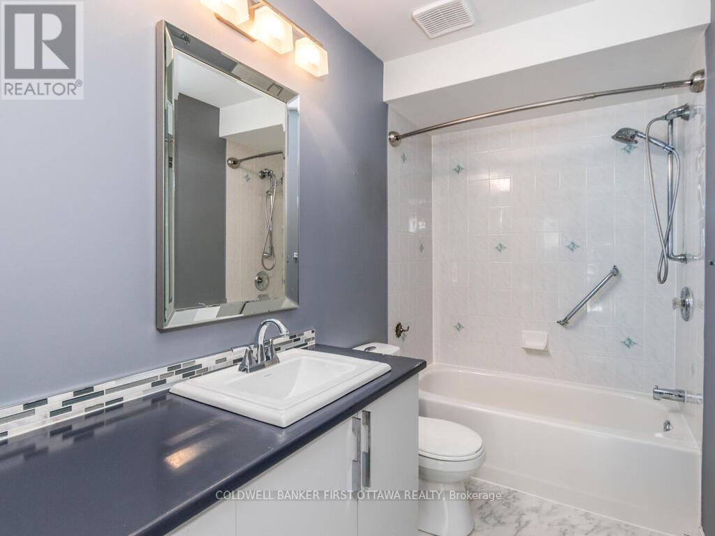 Photo 28 of 6101 Arbourwood Drive, Ottawa ON