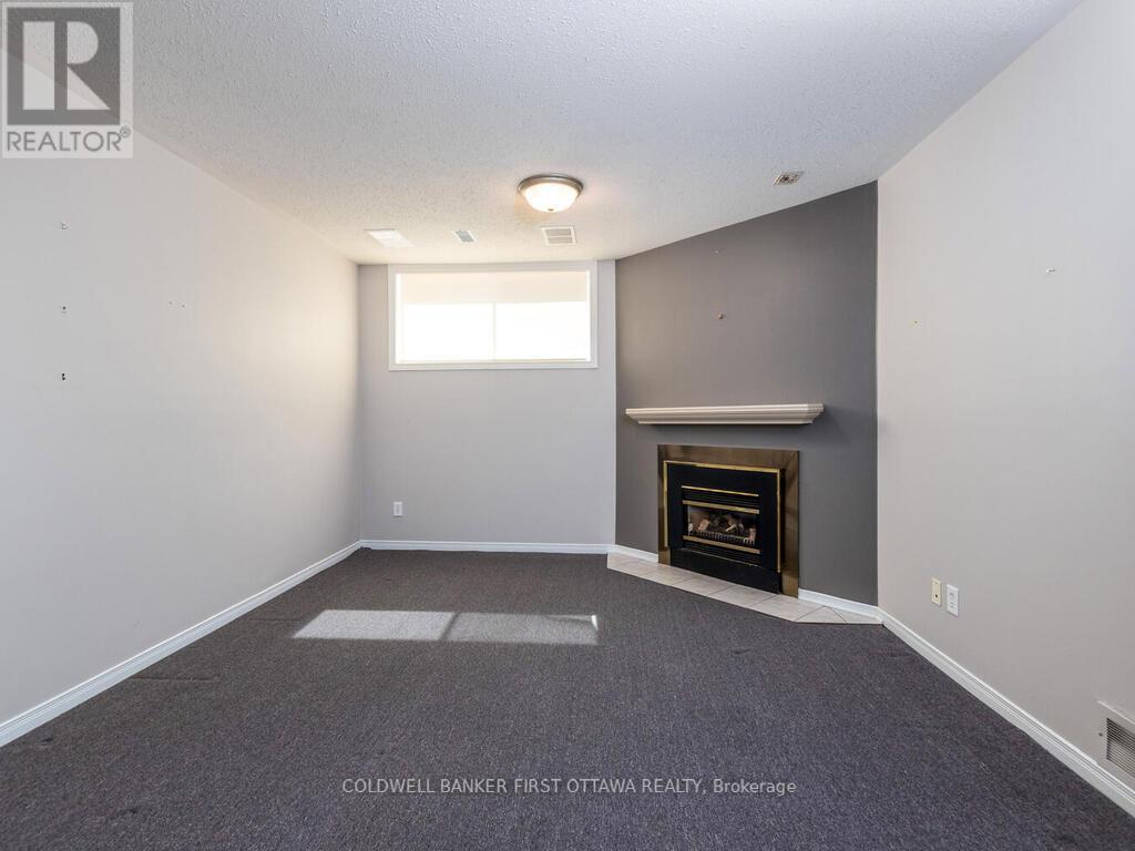 Photo 29 of 6101 Arbourwood Drive, Ottawa ON