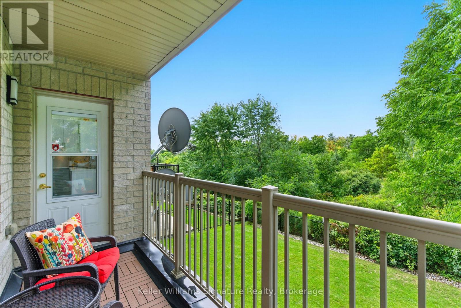 Photo 21 of 162 Leadership Drive, Brampton ON