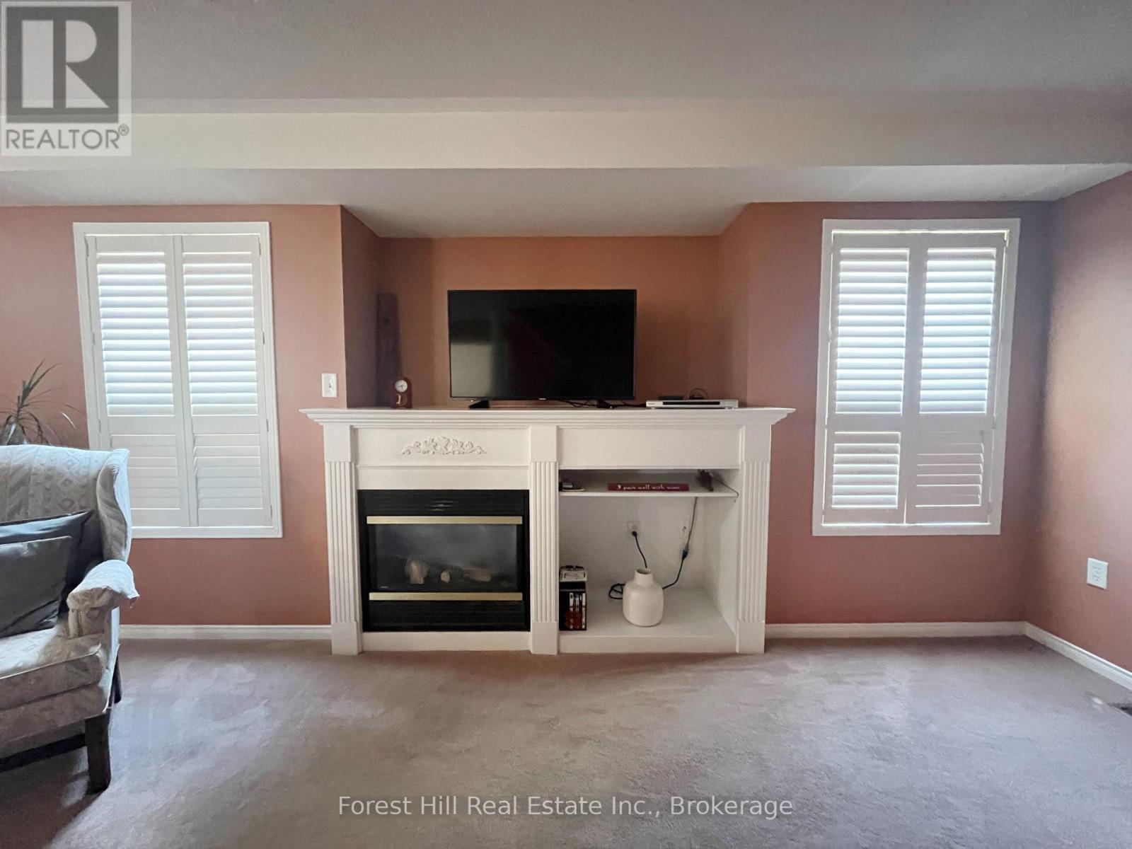 Photo 11 of 1530 Aldergrove Drive, Oshawa ON