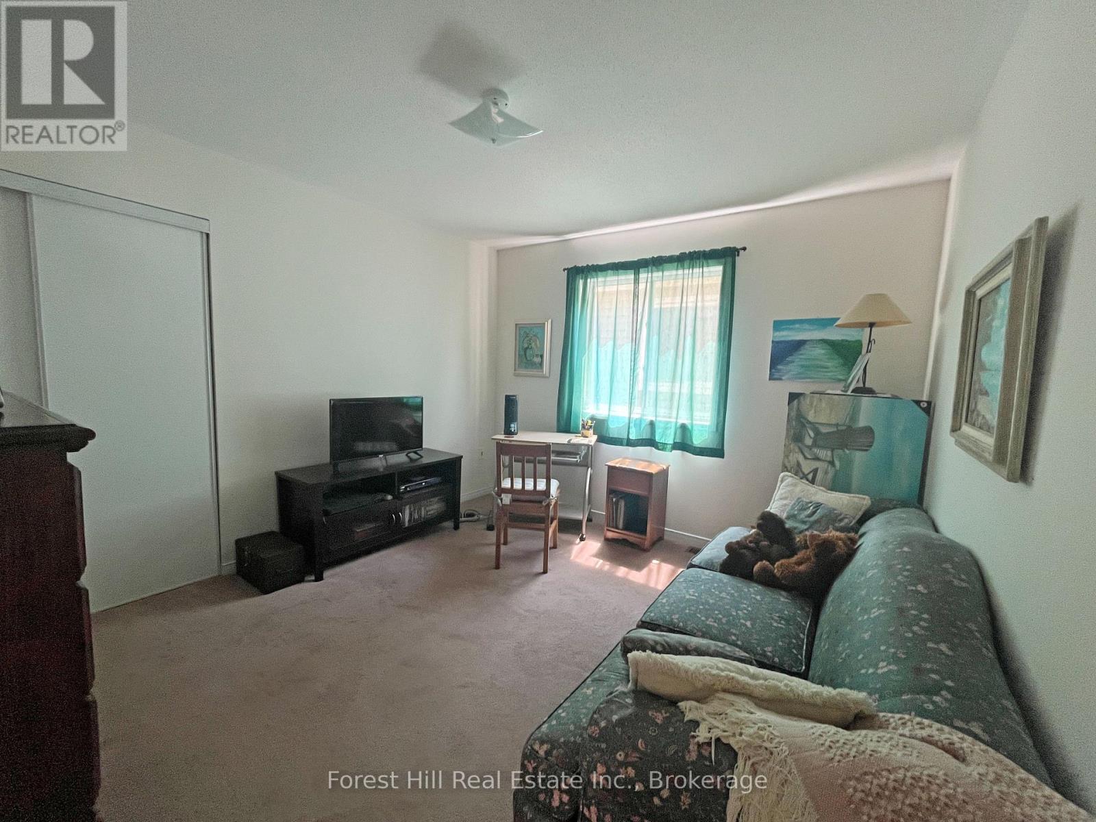Photo 23 of 1530 Aldergrove Drive, Oshawa ON