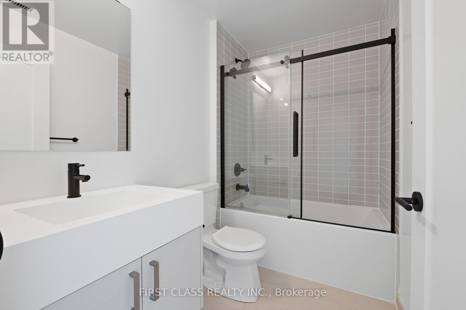 Photo 12 of 2911 280 Dundas Street, Toronto ON