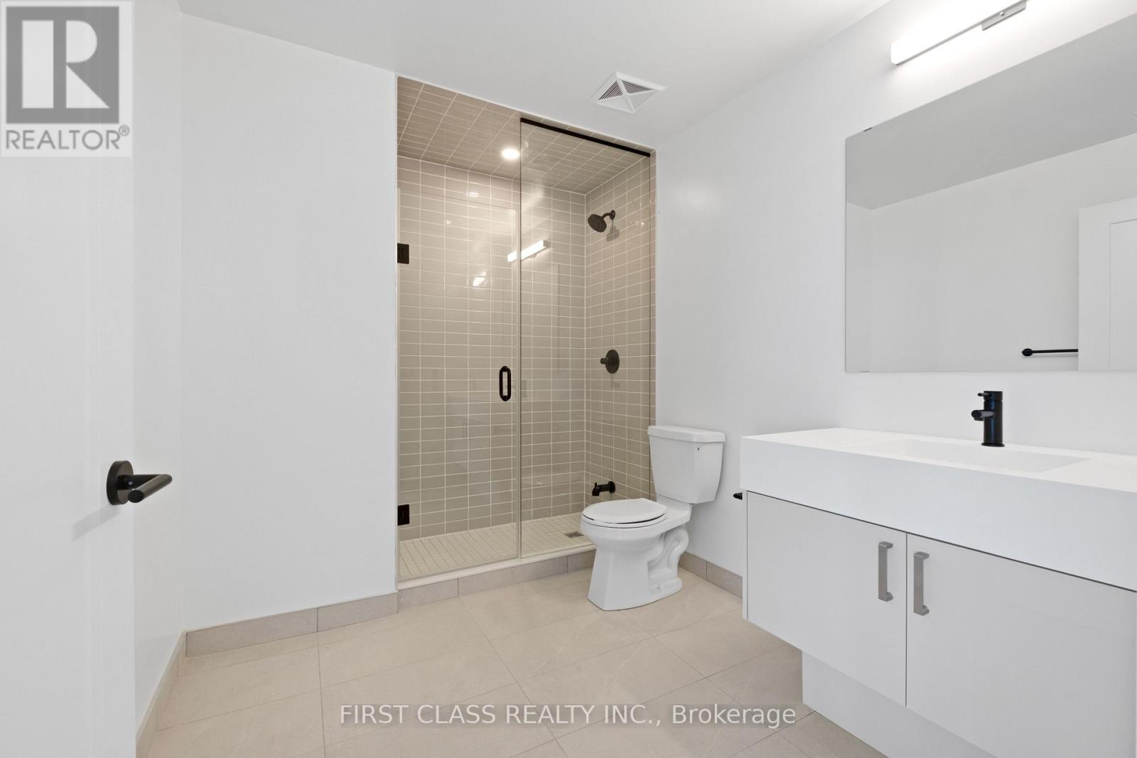 Photo 15 of 2911 280 Dundas Street, Toronto ON