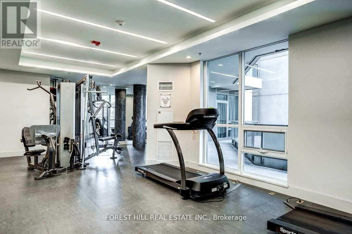 Photo 19 of 426 377 Madison Avenue, Toronto ON
