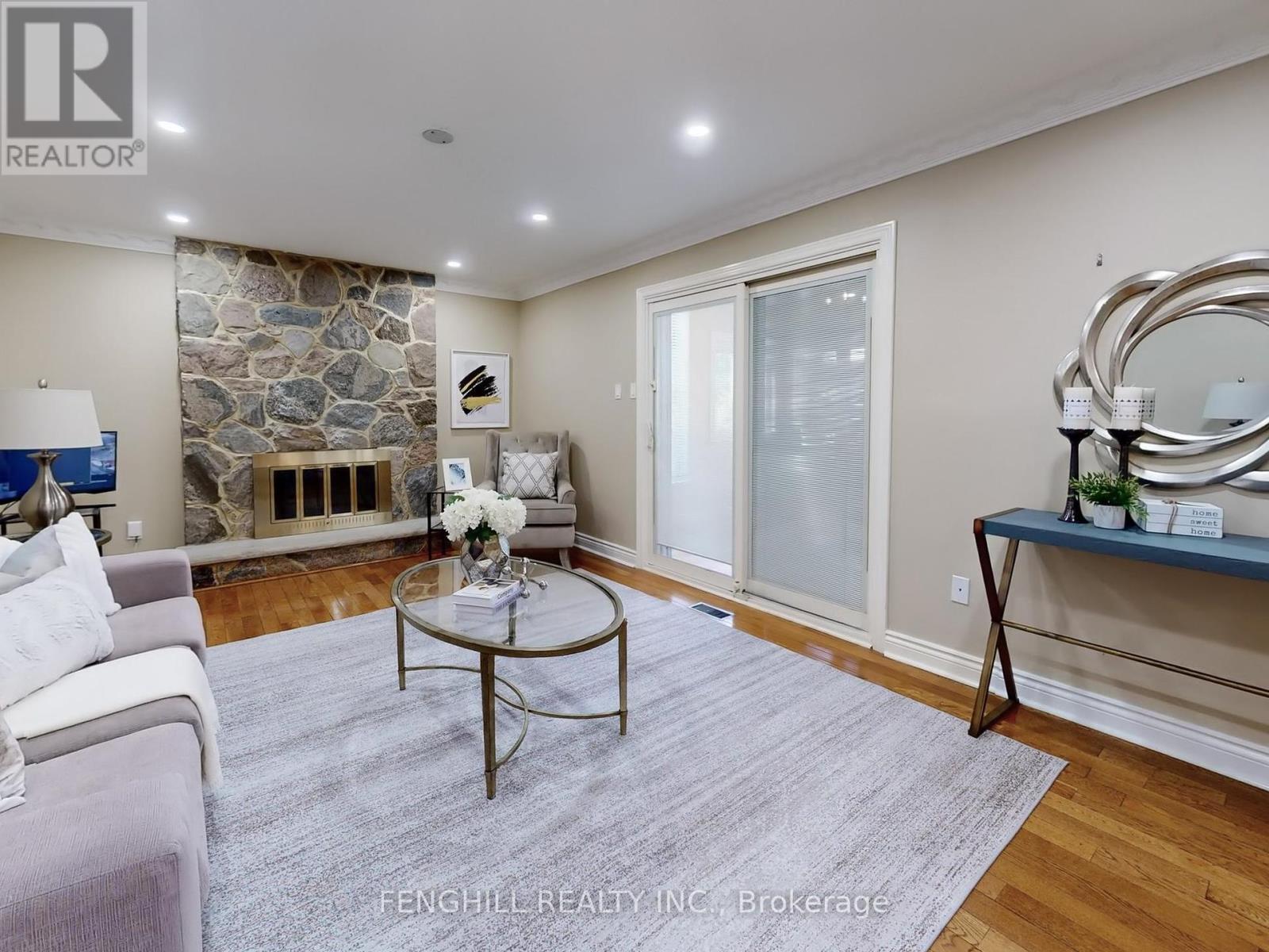 Photo 10 of 88 Millersgrove Drive, Toronto ON