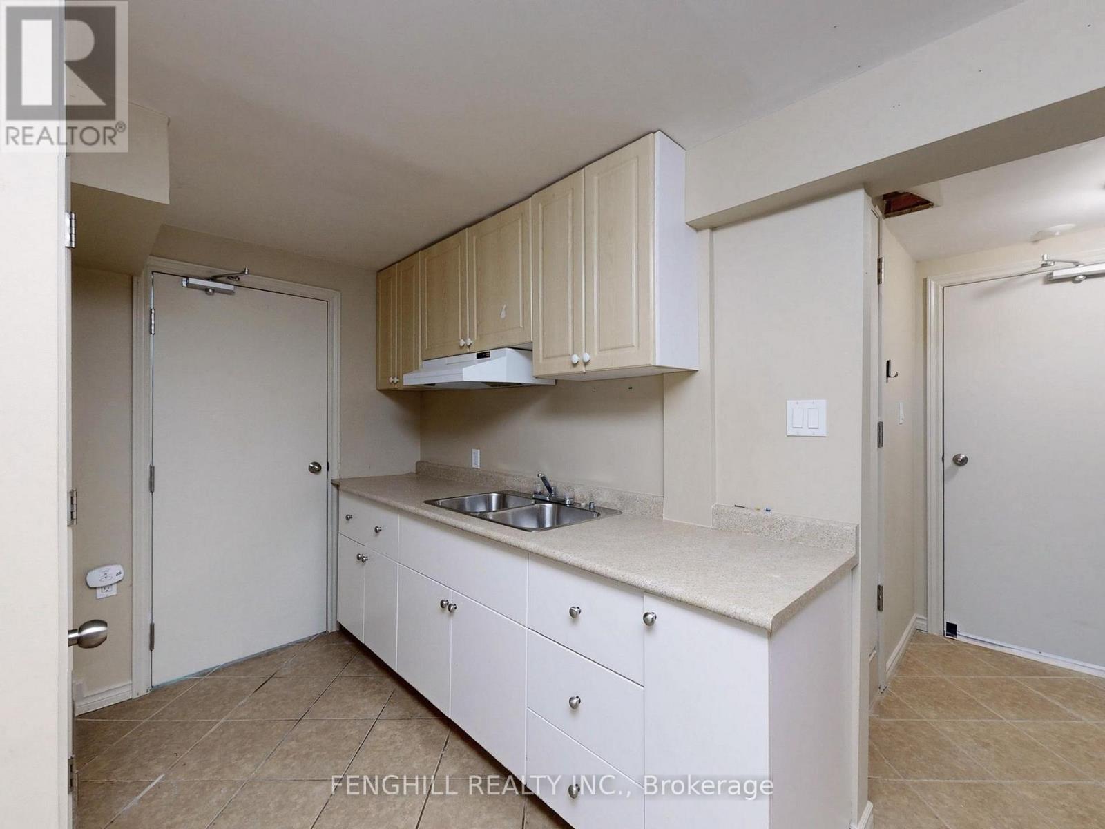 Photo 38 of 88 Millersgrove Drive, Toronto ON