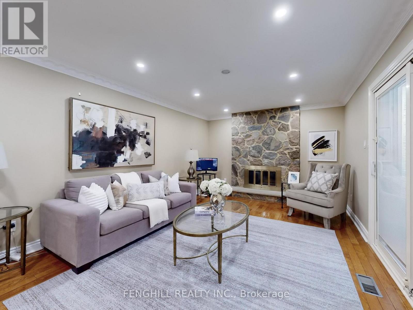 Photo 9 of 88 Millersgrove Drive, Toronto ON