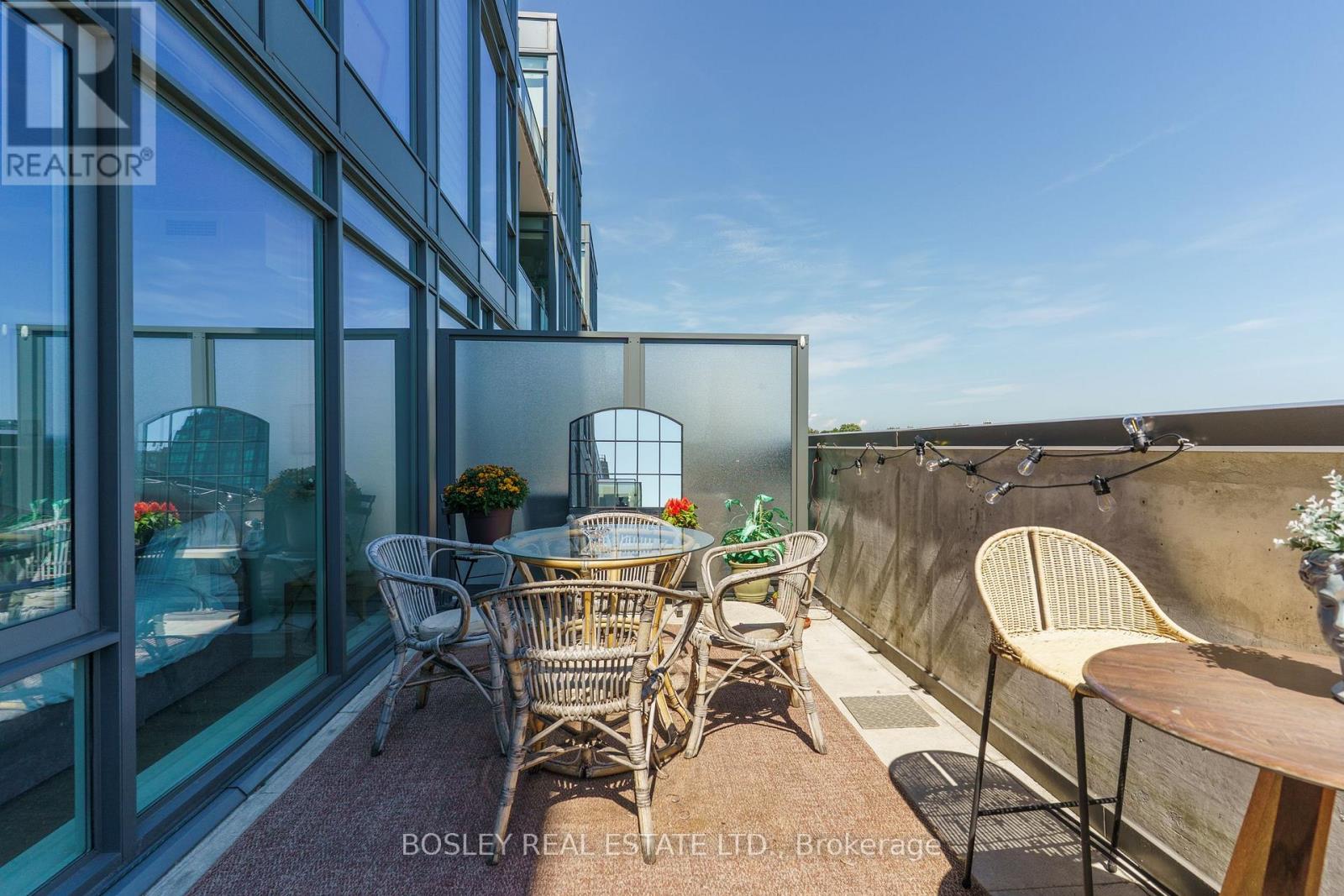 Photo 21 of 513 20 Gladstone Avenue, Toronto ON