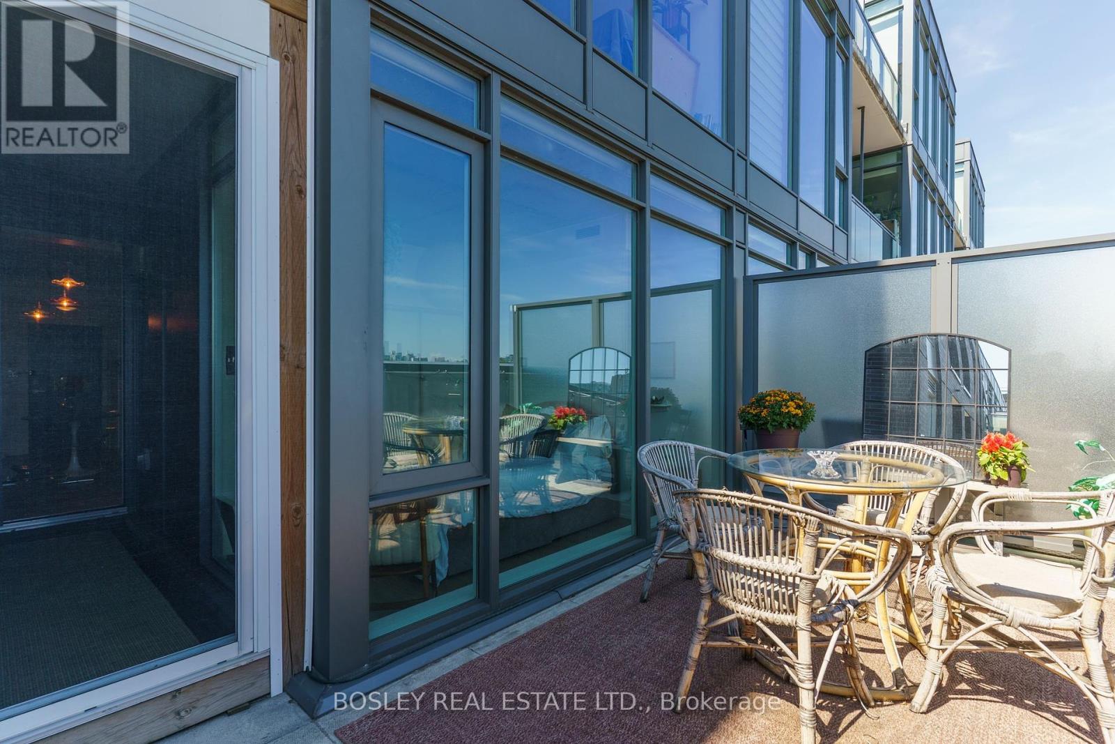 Photo 22 of 513 20 Gladstone Avenue, Toronto ON