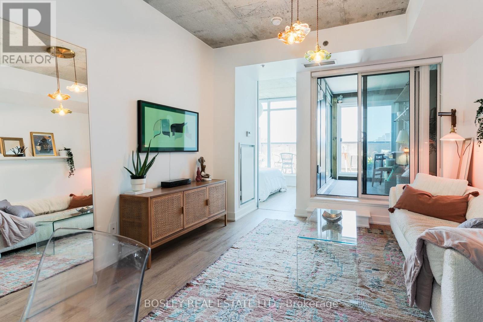 Photo 7 of 513 20 Gladstone Avenue, Toronto ON