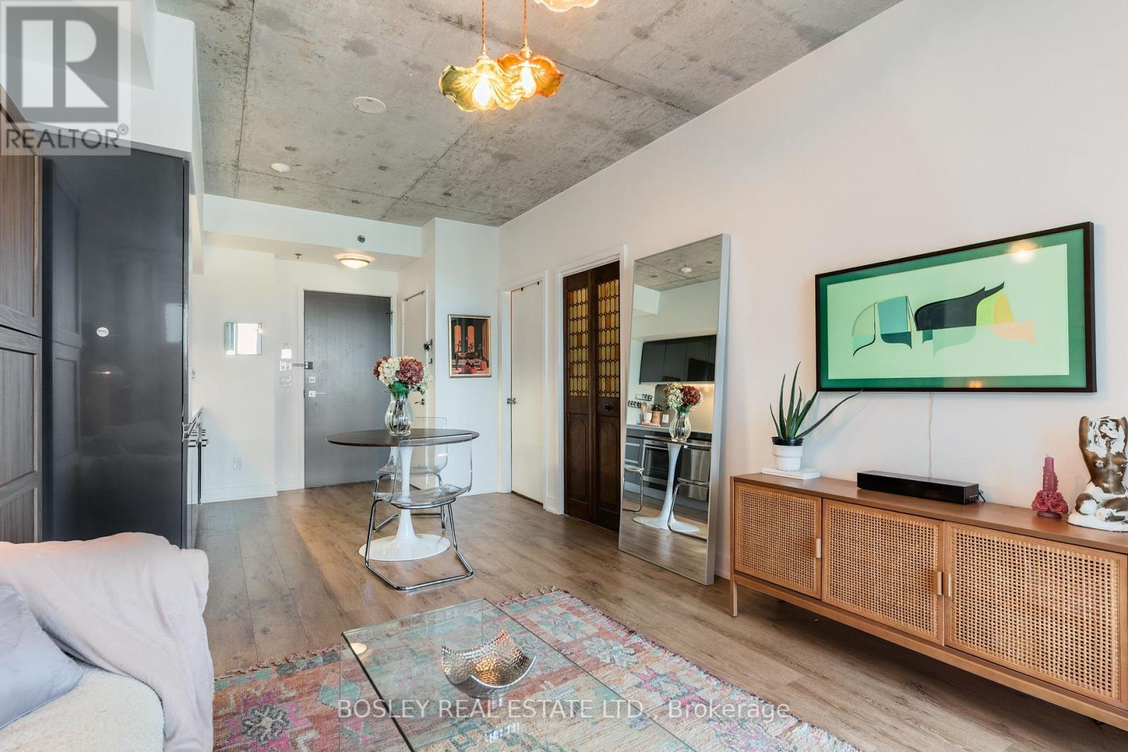Photo 8 of 513 20 Gladstone Avenue, Toronto ON