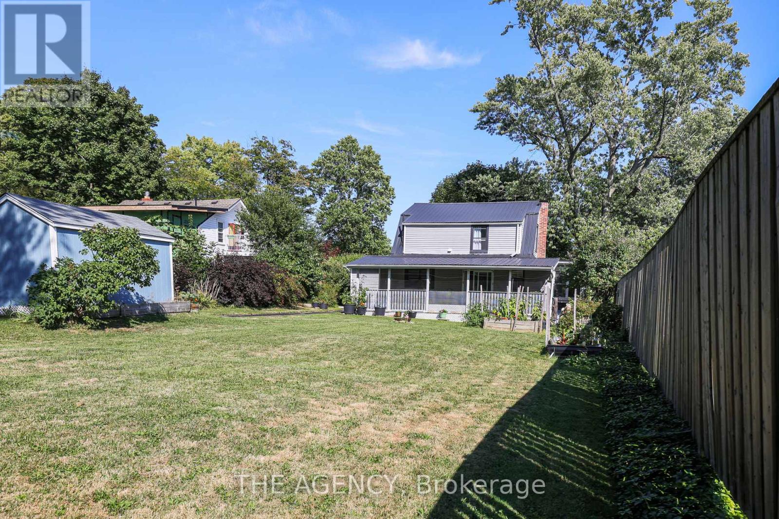 Photo 9 of 231 Prospect Point Road South Road S, Fort Erie ON