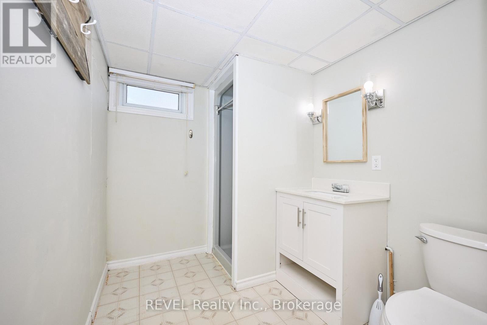 Photo 18 of 7386 Sunhaven Drive, Niagara Falls ON