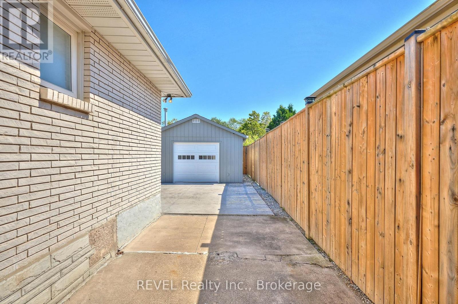 Photo 20 of 7386 Sunhaven Drive, Niagara Falls ON