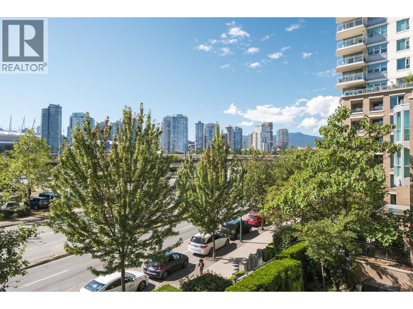 Photo 20 of 206 1088 Quebec Street, Vancouver BC