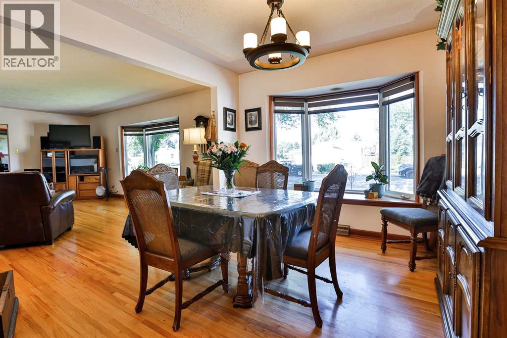 Photo 6 of 1317 18 Street S, Lethbridge AB