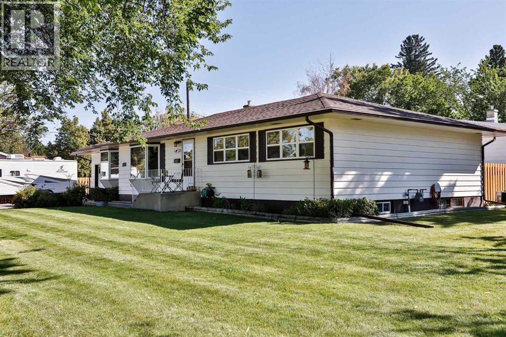 Photo 30 of 1317 18 Street S, Lethbridge AB