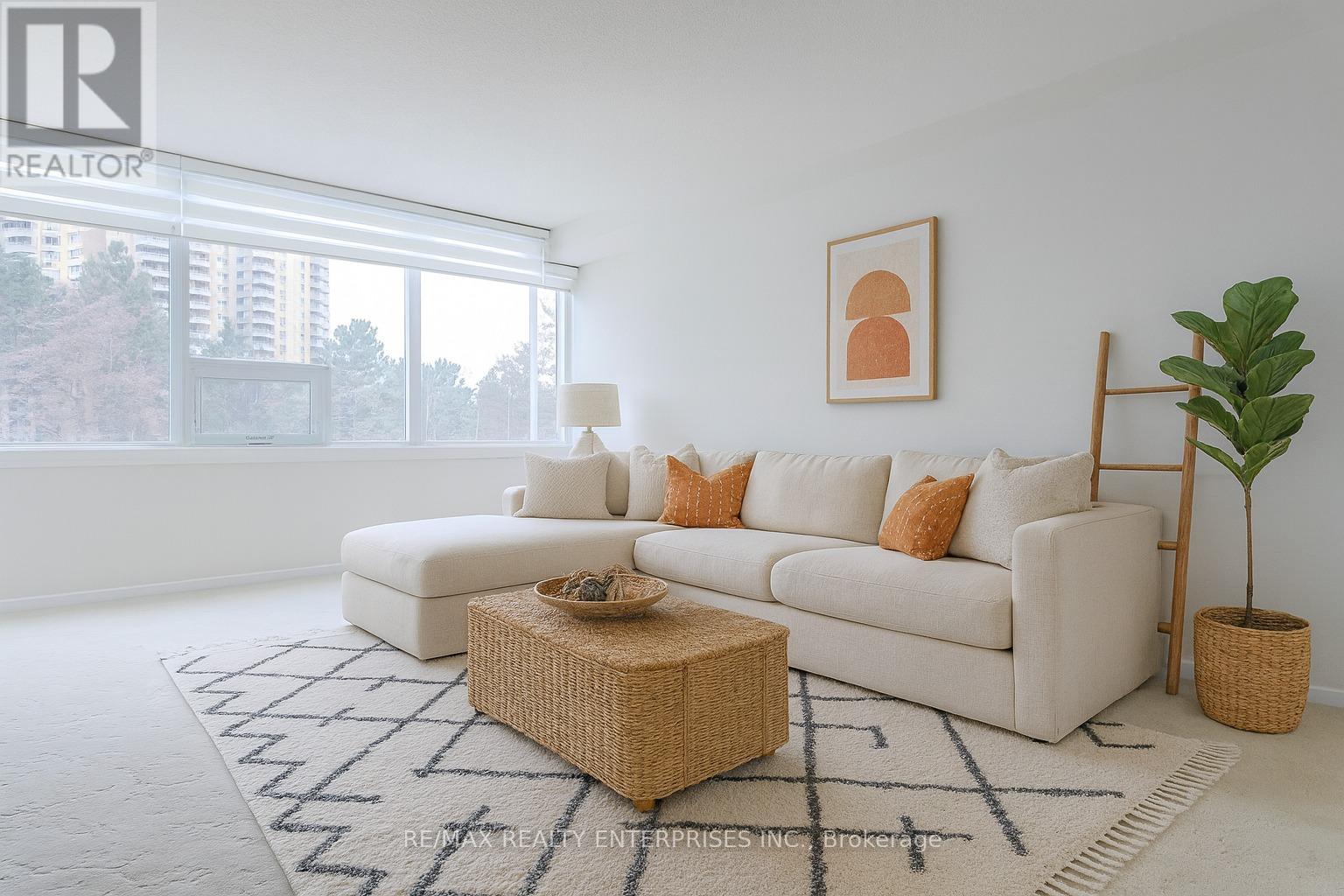 Photo 16 of 205 55 Skymark Drive, Toronto ON