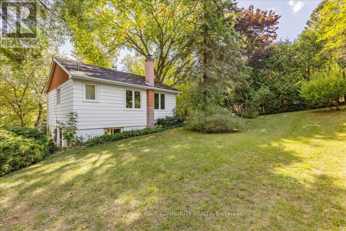 Photo 18 of 258 Lakeview Boulevard, Georgina ON