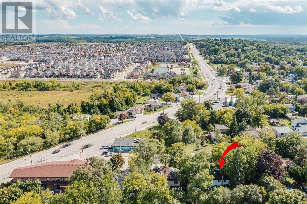 Photo 23 of 258 Lakeview Boulevard, Georgina ON