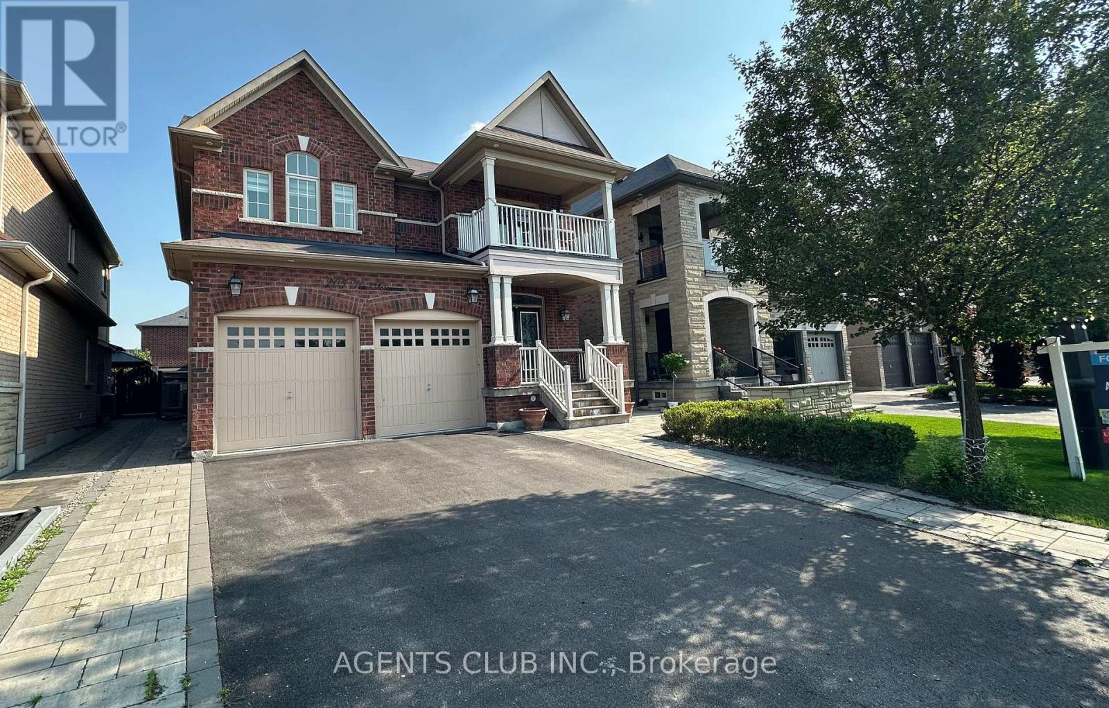 Photo 1 of 205 Via Toscana, Vaughan ON