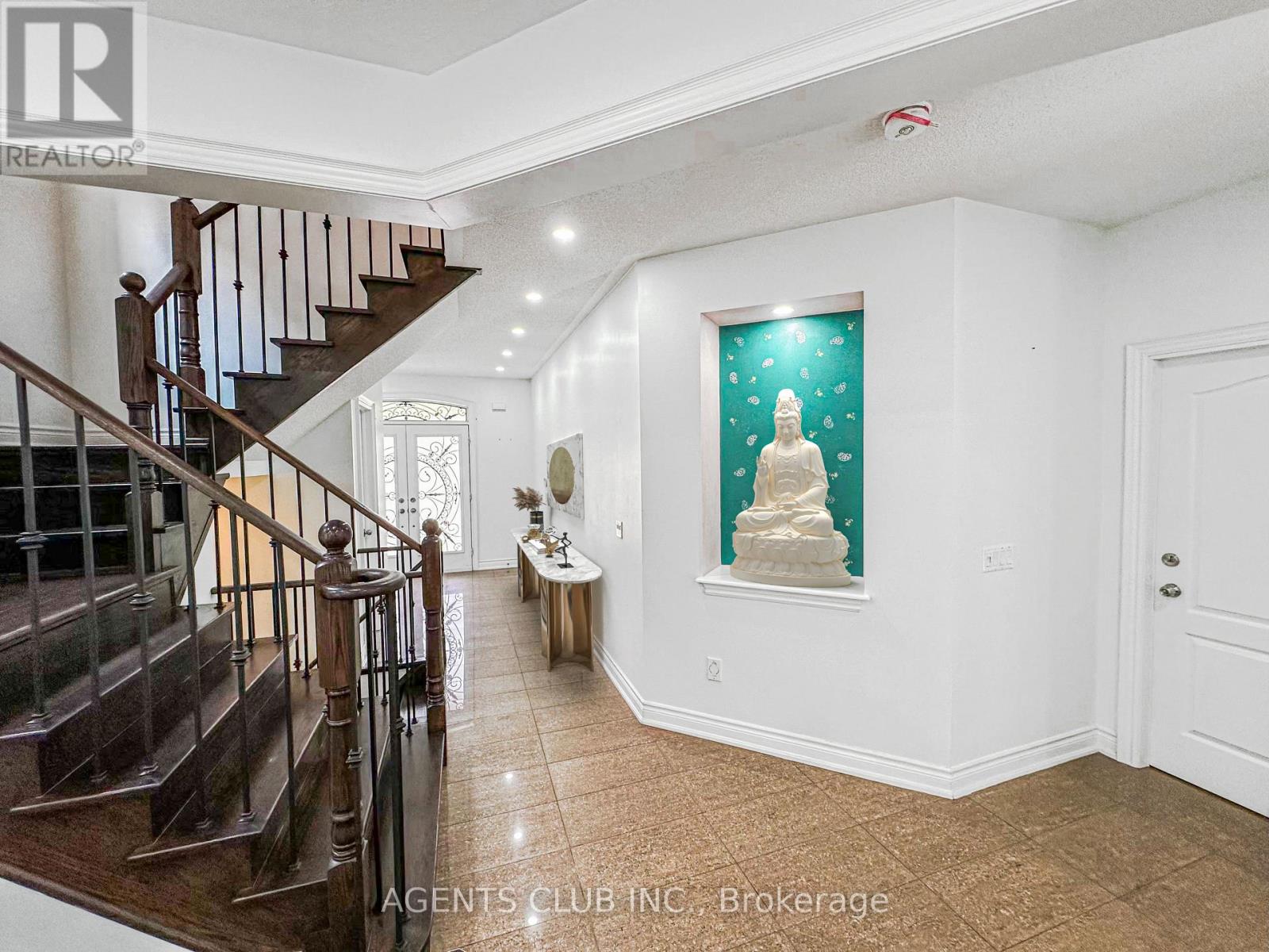Photo 7 of 205 Via Toscana, Vaughan ON