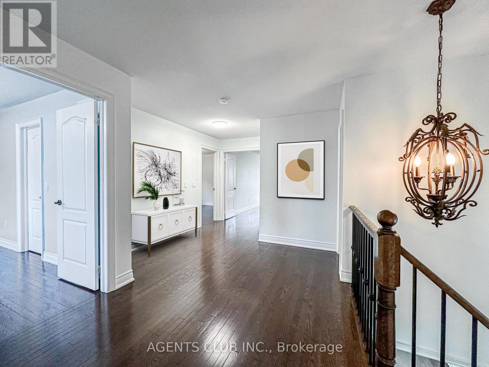 Photo 8 of 205 Via Toscana, Vaughan ON