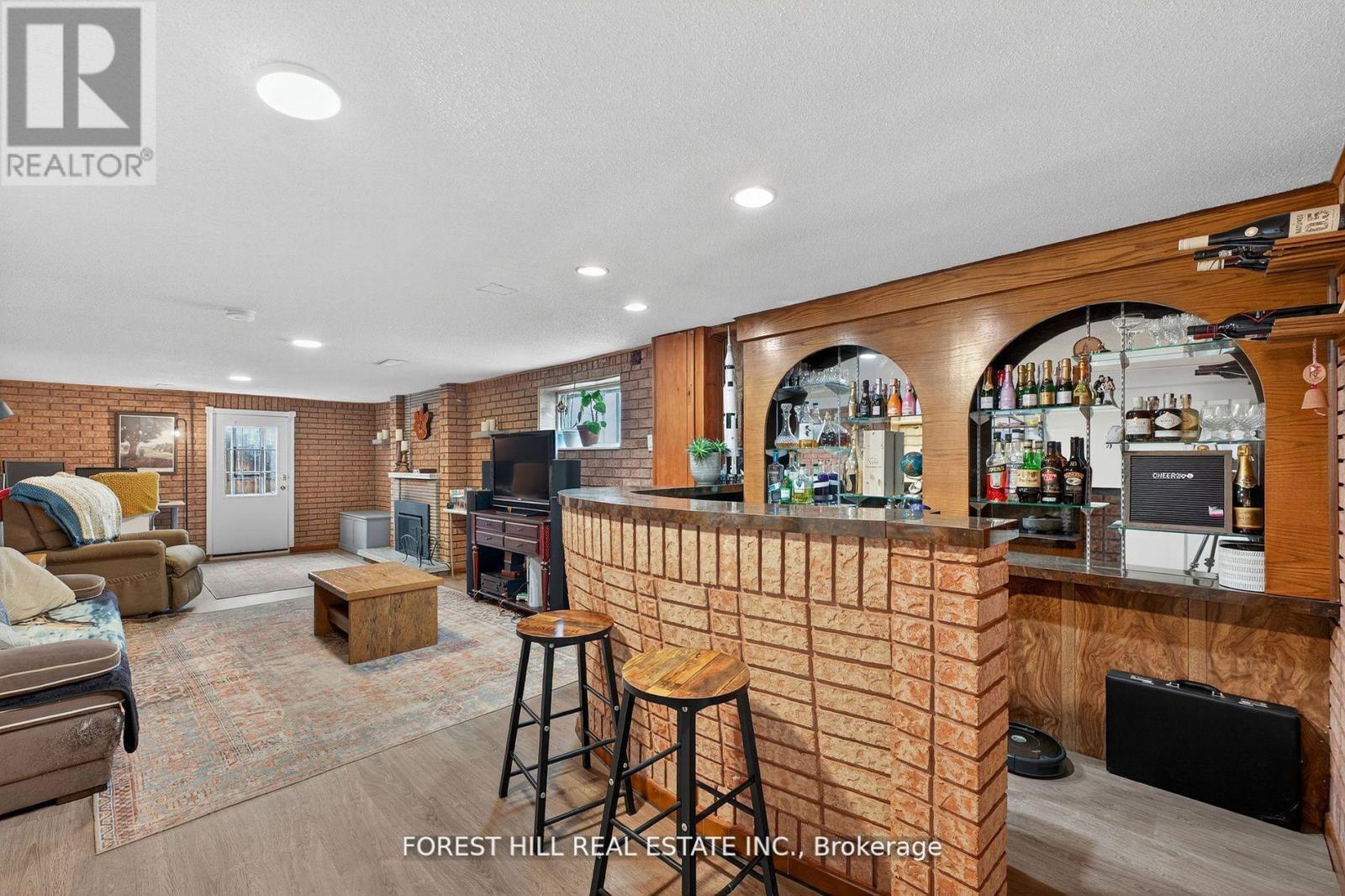 Photo 36 of 100 Andrew Park, Vaughan ON
