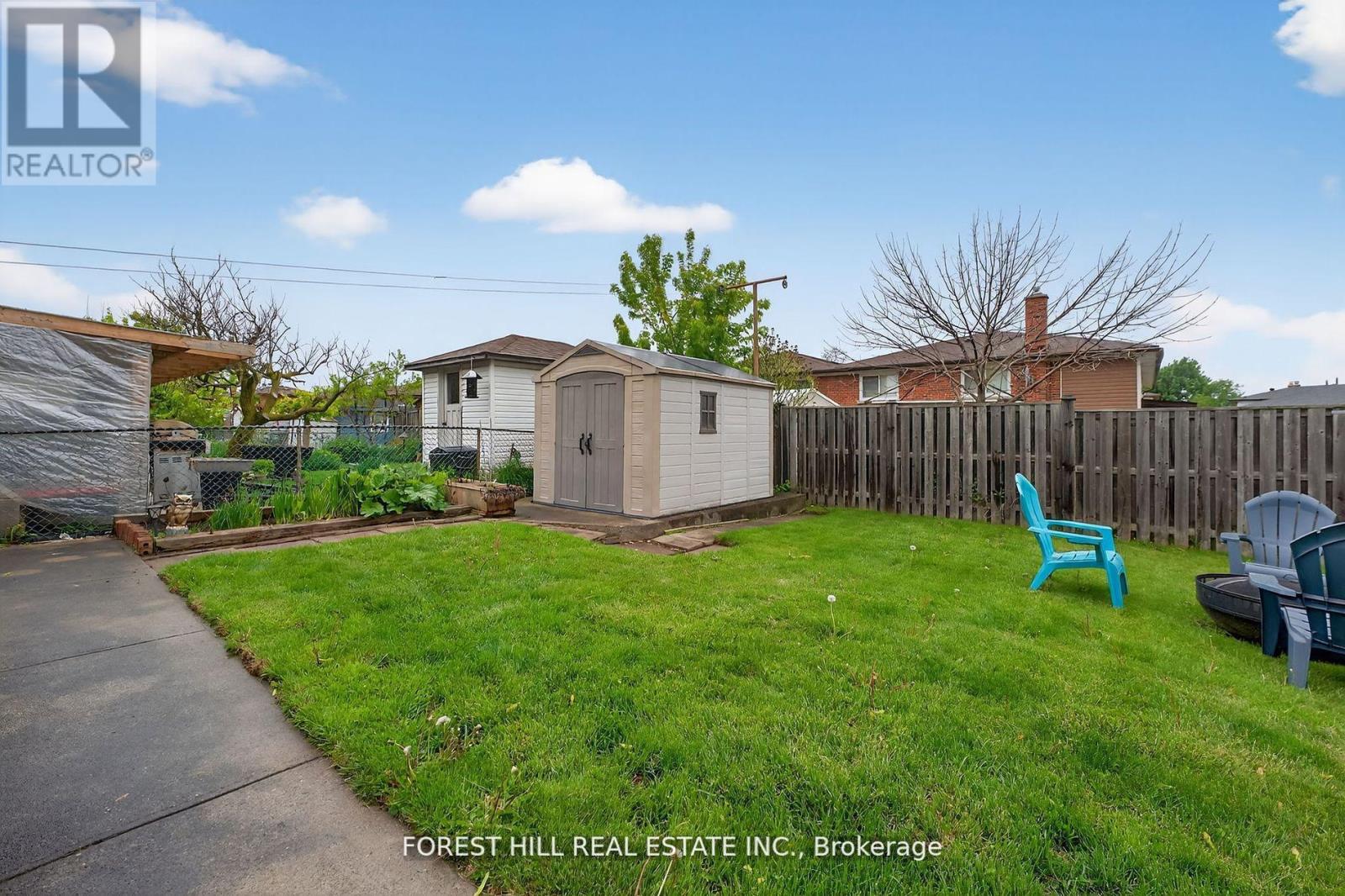 Photo 42 of 100 Andrew Park, Vaughan ON